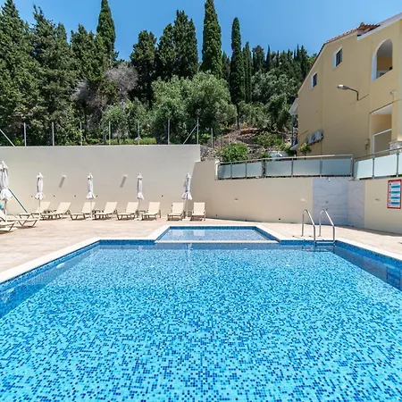 Mazis B Apartament *